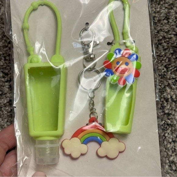 Lot of Bottle Bundle and Keychain - Picture 5 of 5
